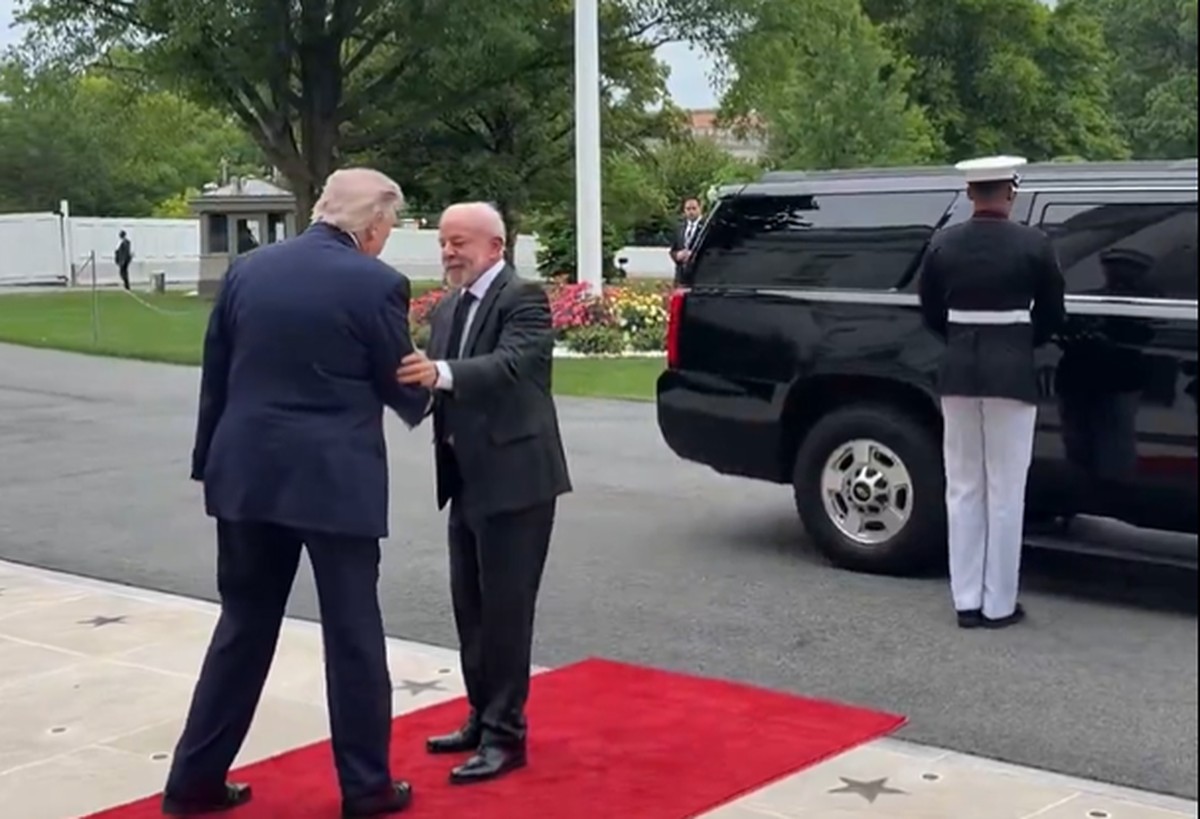 AO VIVO: Lula fala agora sobre o encontro de 3 horas com Trump